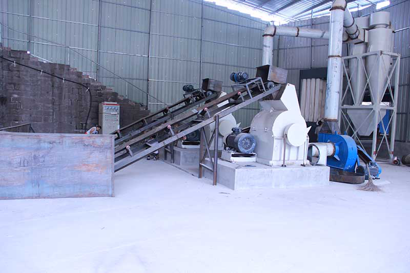 生物質(zhì)顆粒機(jī),木屑顆粒機(jī),鋸末顆粒機(jī),燃料顆粒機(jī),生物質(zhì)造粒機(jī)廠家,顆粒灶,粉碎機(jī),烘干機(jī),新能源燃料,包裝機(jī),顆粒燃料,生物質(zhì)能源,生物質(zhì)顆粒機(jī)生產(chǎn)廠家