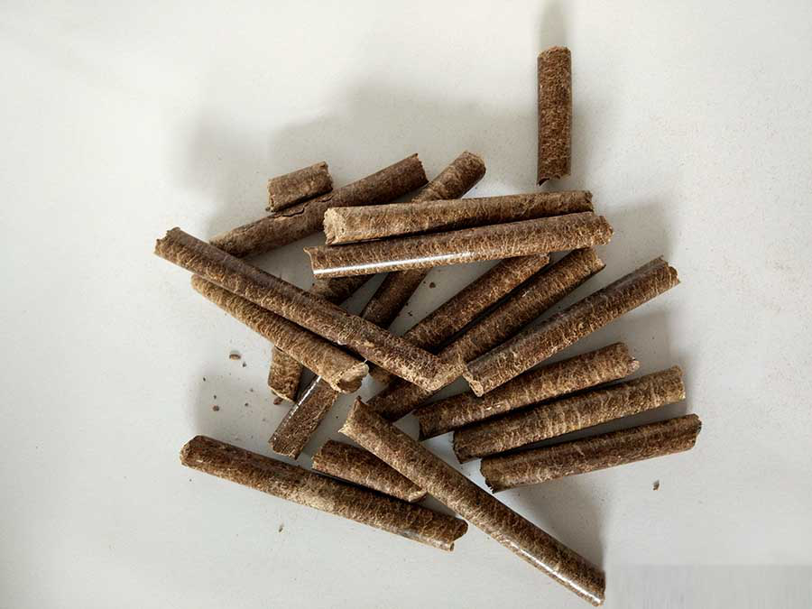 生物質(zhì)顆粒機(jī),木屑顆粒機(jī),鋸末顆粒機(jī),燃料顆粒機(jī),生物質(zhì)造粒機(jī)廠家,顆粒灶,粉碎機(jī),烘干機(jī),新能源燃料,包裝機(jī),顆粒燃料,生物質(zhì)能源,生物質(zhì)顆粒機(jī)生產(chǎn)廠家